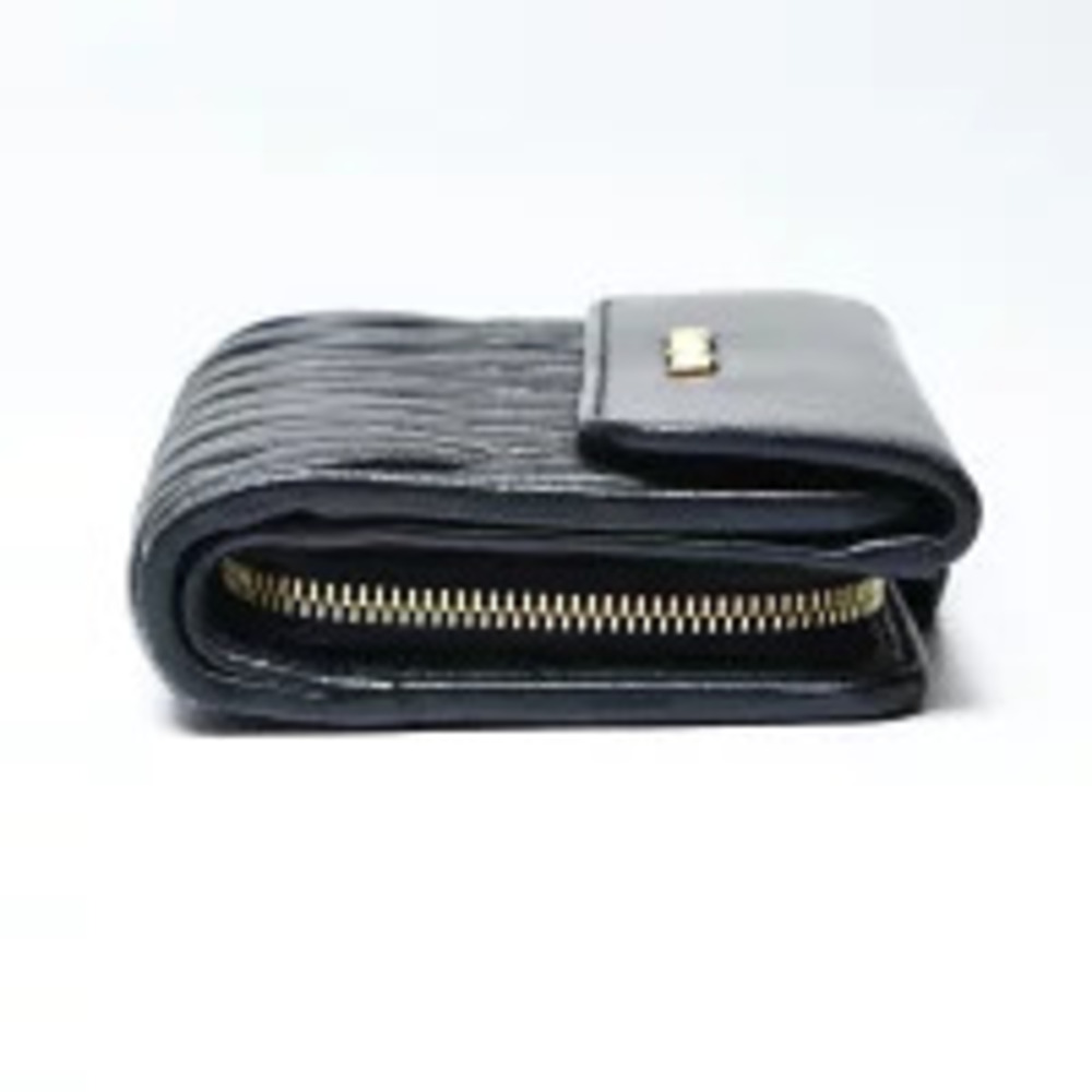 Miu Miu Leather Matelasse Tri fold Wallet Black - Picture 3 of 10